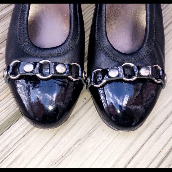 AGL Classic Cap Toe Leather Pump - Picture 4 of 7